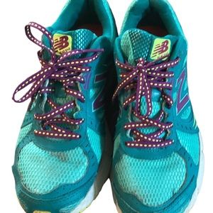 New balance Womens running shoes size 7.5 we561ty2